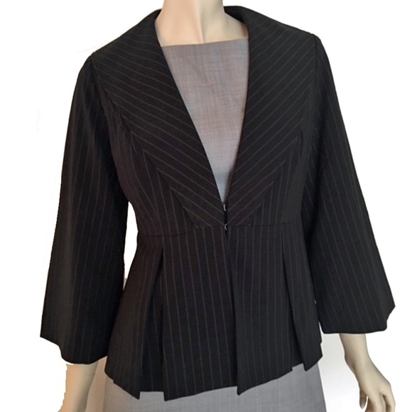 Adrienne Vittadini Jackets & Blazers - VITTADINI Y2K Rayon Bend Peplum Blazer Jacket Pin Stripe Sz 4 NWT